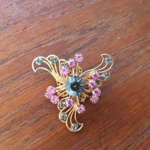 Vintage Gold Filigree Pin